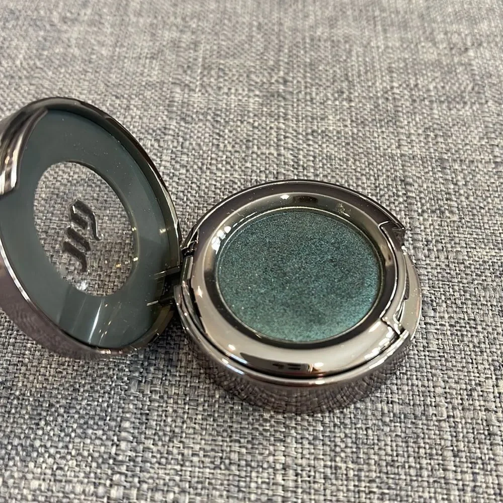 LOADED Urban Decay Eyeshadow